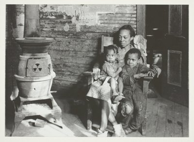無題、シリーズ "Southern Negroes "より 作： Lewis Wickes Hine