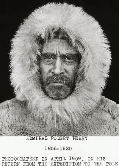 1909年4月、アメリカの探検家ロバート・エドウィン・ピアリー（1856-1920）が北極点への遠征から帰ってきたところを撮影したもの。 作： Unbekannt Unbekannt
