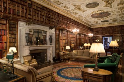 チャッツワース・ハウス（ダービーシャー州）の図書館（写真 作： Unbekannt Unbekannt