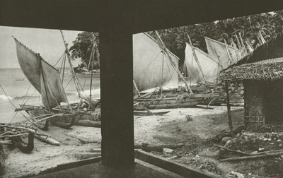 浜辺の窓 (白黒写真) 作： Lionel Wendt