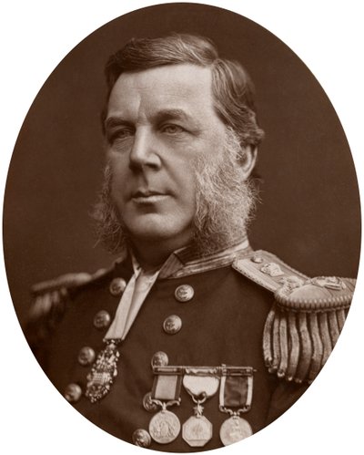 キャプテンベッドフォードクラッパートントレベリアンピム、イギリス海軍将校、1883年。 作： Lock and Whitfield