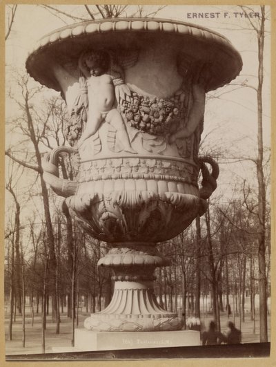 チュイルリー 作： Léon Ménard
