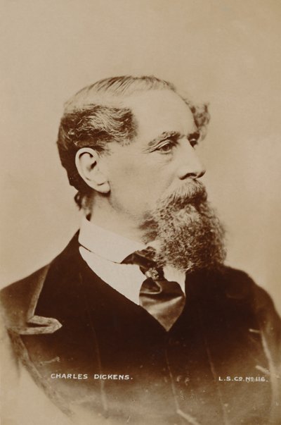 チャールズディケンズ、1867年。 作： London Stereoscopic and Photographic Co
