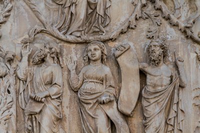 預言者たち、ジェシーの木とメシアの予言の詳細、創世記の物語、ロレンツォ・マイターニ（1275年から1330年以前）による浅浮彫り、イタリア、ウンブリア州、オルヴィエート大聖堂のファサードの第二の支柱 作： Lorenzo Maitani