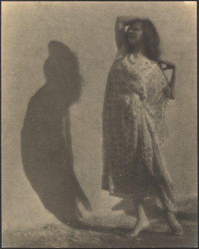[ダンサーと壁の影］ 作： Louis Fleckenstein
