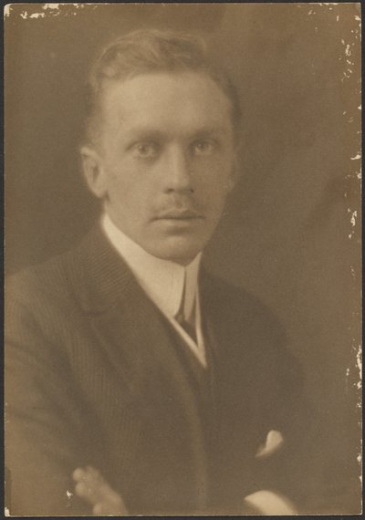 [薄い口髭の男の肖像]。 作： Louis Fleckenstein