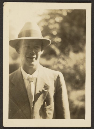  作： Louis Fleckenstein