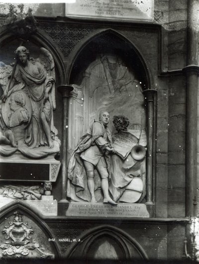 商業の記念碑、1762 作： Louis Francois Roubilliac