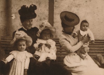 女性と子供、1937 作： Louis Guichard