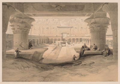 エジプトとヌビア：ボリュームI-No. 32、エドフの神殿のポルティコの下からの眺め...、1838年。 作： Louis Haghe