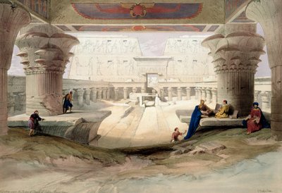「上エジプト、エドフー神殿の柱廊の下からの眺め」、1846 年 作： Louis Haghe