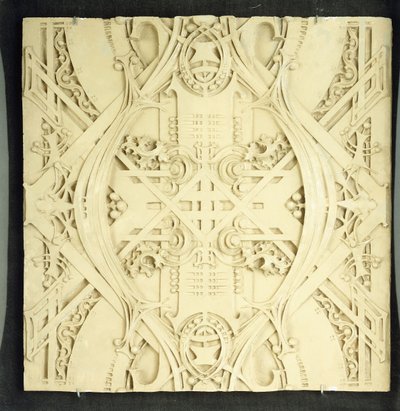 精巧な巻物と葉状の装置で飾られた天井の破片、1906〜 1908年 作： Louis Sullivan