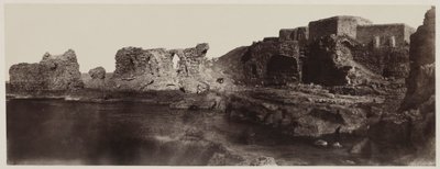 カーラト エル アスリット、シリア、海辺からの眺め 作： Louis de Clercq