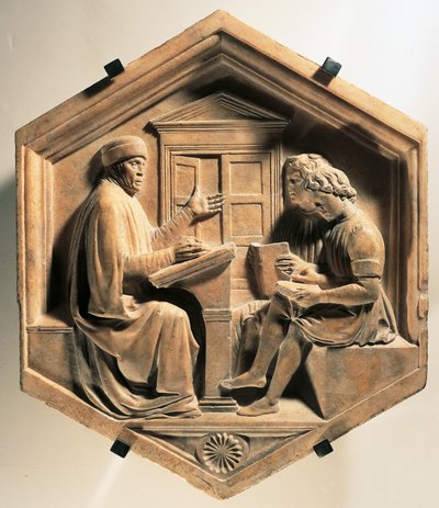 二人の生徒を教える学者プリシアン 作： Luca Della Robbia