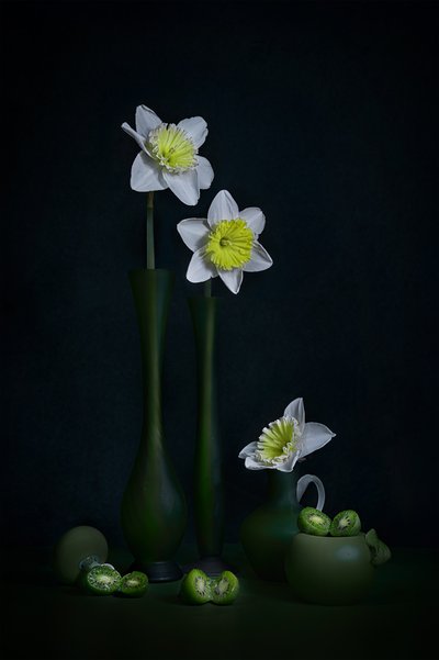 「水仙の緑」静物画 作： Lydia Jacobs
