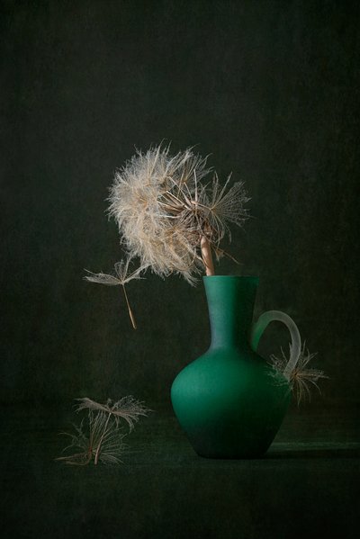 タンポポの種 グリーン花瓶 作： Lydia Jacobs