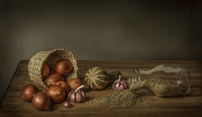 秋の台所の恵み 作： Margareth Perfoncio