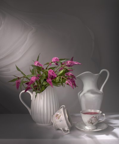優雅なティータイムの花 作： 