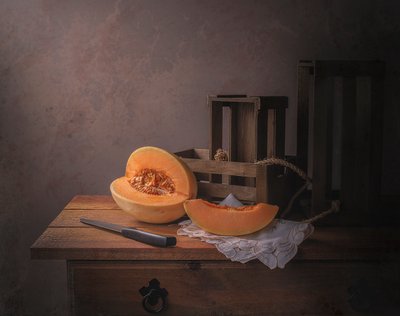 温かいカンタロープの静物画 作： Margareth Perfoncio