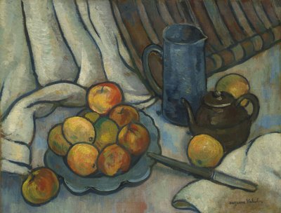 リンゴ、ティーポット、水差し、1919年 作： Marie Clementine (Suzanne) Valadon