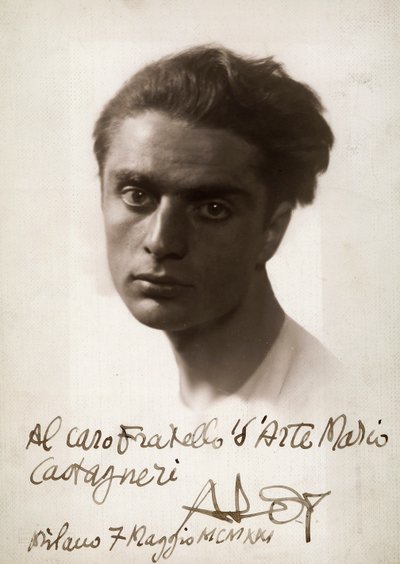 画家ロベルト・アロイの肖像 1921年07月06日（モノクロ写真 作： Mario Castagneri