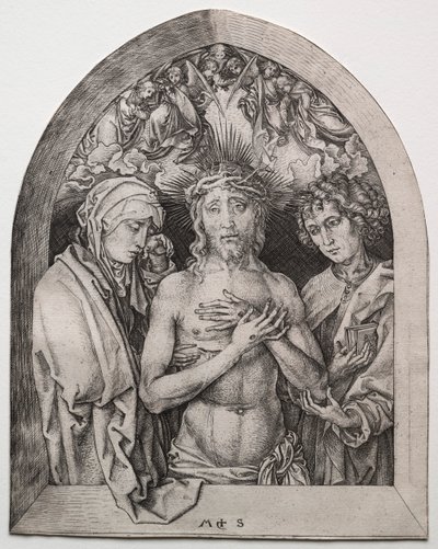処女と聖ヨハネの間の悲しみの人としてのキリスト 作： Martin Schongauer