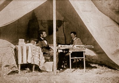 リンカーン大統領とマクレラン将軍の間のアンティエタムでの最後のインタビュー、1862 作： Mathew B. Brady