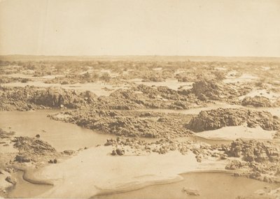 バトゥ・エル・ハジャール1850年3月、セカンド・カタラクトで撮影された写真。 作： Maxime Du Camp