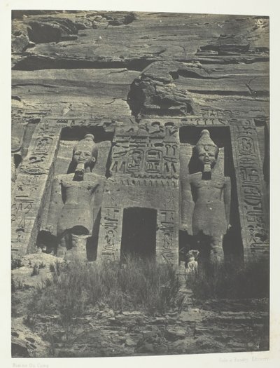 イブサンブール、ハトホルのスペオスへの入り口、ヌビア、184951年、印刷1852年。 作： Maxime Du Camp