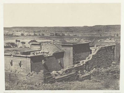 カラブシェ、タルミス神殿の全景、ヌビア、184951年、1852年印刷。 作： Maxime Du Camp