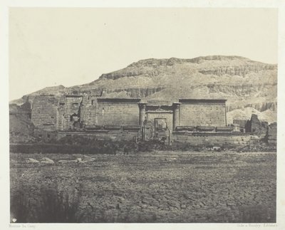Medinet-Habou、Rines の一般的なビュー、テーベ、184951、1852 年に印刷。 作： Maxime Du Camp
