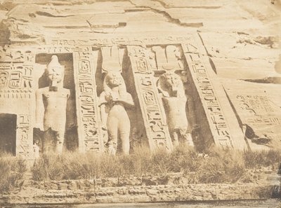 北部のアブセンビルにあるスペオス・ダトーのファサードの半分（1850年3月）。 作： Maxime Du Camp