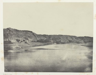 ナイル川の東岸 (バブの村)、南フィロエに撮影されたビュー。 ヌビア 作： Maxime Du Camp