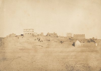 テーベのルクソール村の一部の眺め、1849～50年。 作： Maxime Du Camp