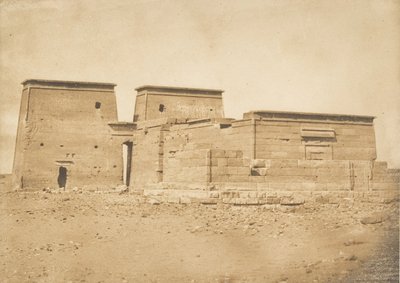 1850年4月5日、北側から撮影されたダケ・プセルシス神殿の全景。 作： Maxime Du Camp
