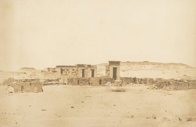 1850年4月10日、デブード・パレンボレの神殿と村の全景。 作： Maxime Du Camp