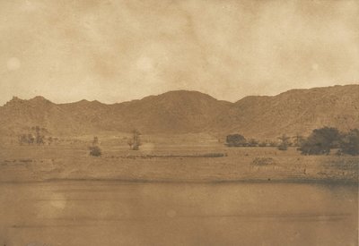 フィラエ-コロキナ村の北東からの眺め（1849-50年）。 作： Maxime Du Camp