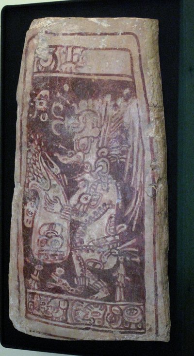 カウィール神の絵と象形文字のテキストが描かれた金庫室の表紙、ユカタン州シェネス地区、古典後期、西暦600〜900年 作： Mayan