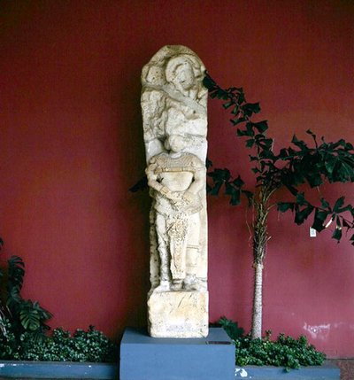 グアテマラ、ペテン、ピエドラ・ネグラスのステラ15、古典期後期（西暦781年）（石材） 作： Mayan Mayan
