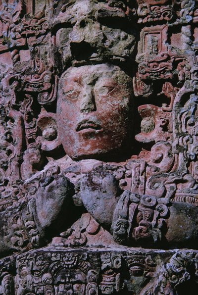 グランドプラザの石碑（231827のディテール 作： Mayan Mayan