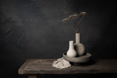 モダンな花瓶の静物 作： 