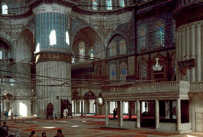 オスマン・アート：1609年から1616年にかけて建設されたブルー・モスクの内観 作： Mehmet Aga