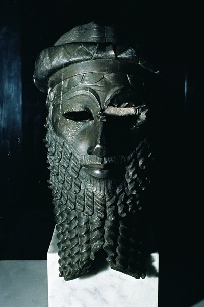 サルゴン1世の頭（紀元前2334-2279紀元前）2334-2200紀元前（銅）（187024も参照） 作： Mesopotamian