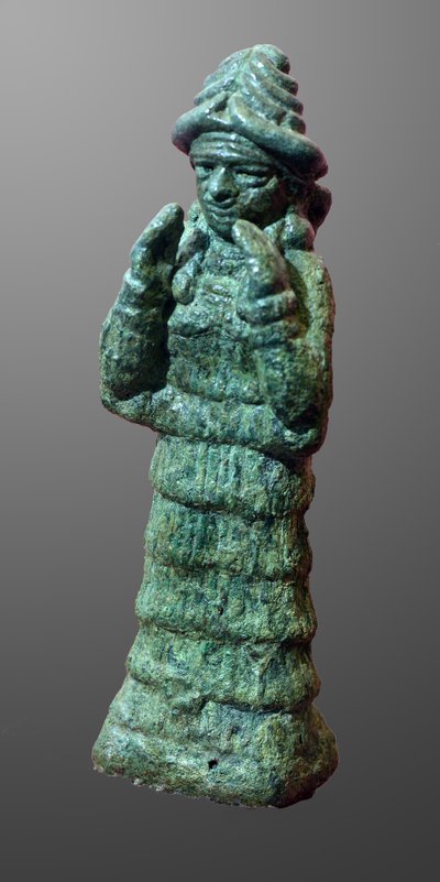 守護女神ラーマのブロンズ像（メソポタミア、前2035～1794年）（ブロンズ 作： Mesopotamian Mesopotamian