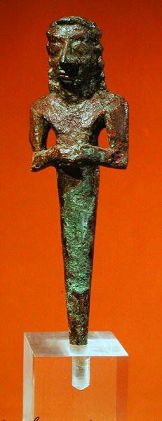 紀元前2800～2300年頃のテッロ（古代ギルス）の土台用釘（ブロンズ 作： Mesopotamian Mesopotamian