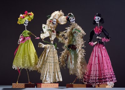 オアハカからの死者の日の女性 作： Mexican School