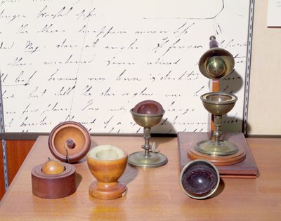ファラデーの球状コンデンサー、1837年頃（ミクストメディア） 作： Michael Faraday