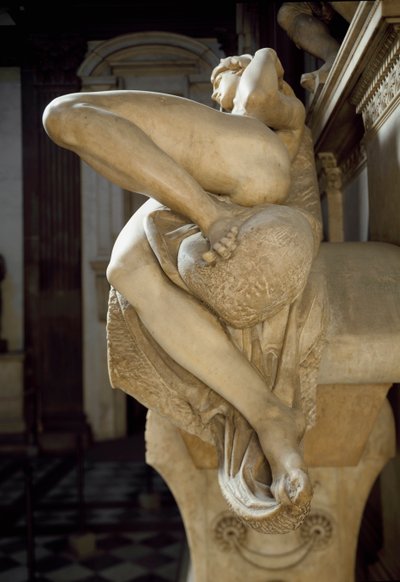 オーロラのアレゴリー。メディチ家のローラン2世の墓。大理石彫刻 1531 作： Michelangelo Buonarroti
