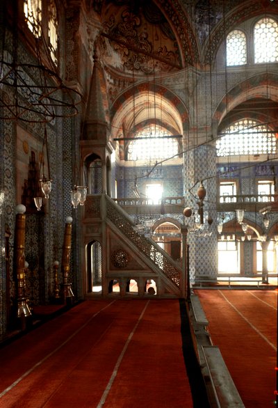 ルステム・パチャ・モスクの内観（1560-1564年 作： Mimar Sinan