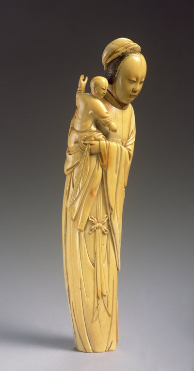 子を抱いた観音像（象牙彫刻）（272122も参照） 作： Ming Dynasty Chinese School
